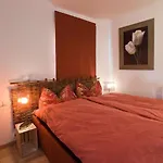 Chesa Alessandra By Interhome * بونتريسنا